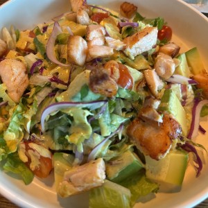 Ensalada Caribeña de Salmón 
