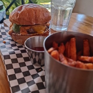 hamburguesa "LaBellaca"