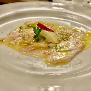 Tiradito de corvina 