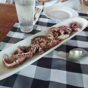Pulpo de entrada