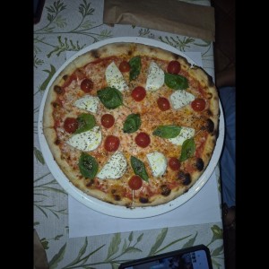 Pizza Capressa