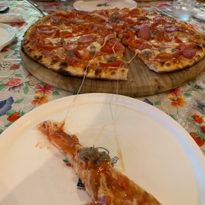 pizza 4 estaciones