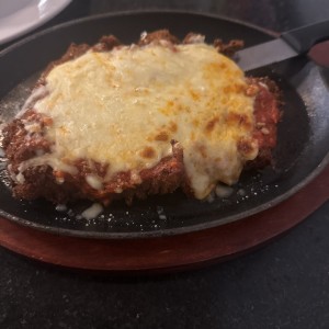 Milanesa de res a la parmesana