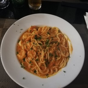 spaguetti de camarones