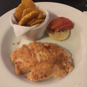 Corvina a la plancha con Patacones
