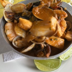 Cazuela de mariscos