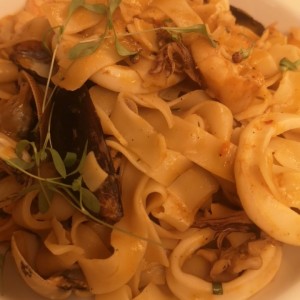 Futuccine fruti de mare