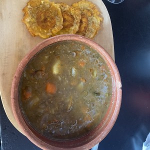 Sopa de lentejas y chorizo