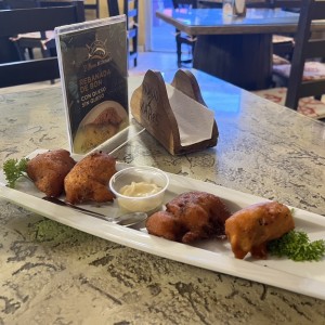 Entradas - Torrejitas de Bacalao