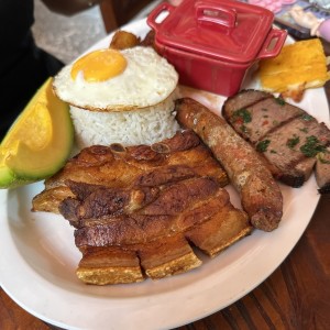 Bandeja Paisa
