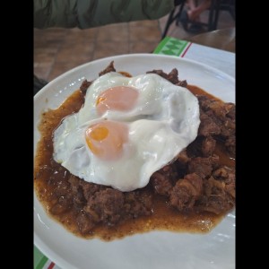 Bistec a Caballo Con Tortillas Or Hojaldras