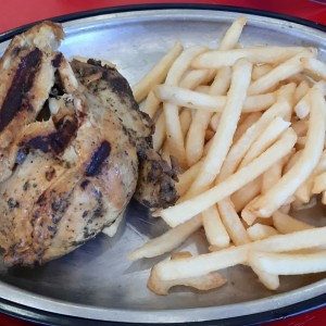 pollo y papas fritas