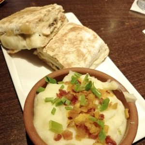 Pollo Fungi con pure