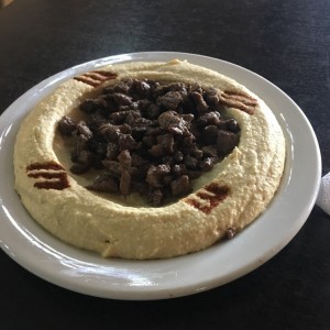 humus con carne