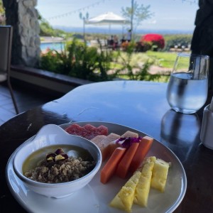 Granola con Frutas