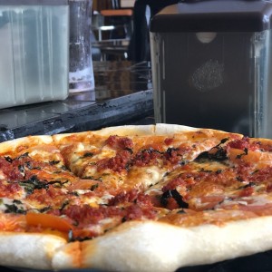 Pizza Zapote