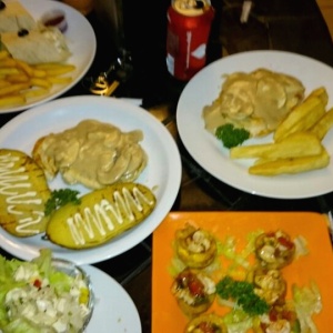 Variados