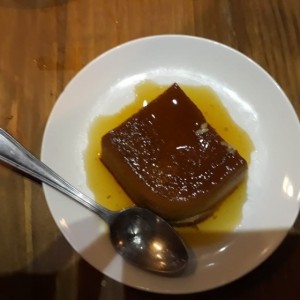 Flan de la casa