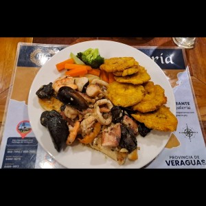 Corvina a lo macho