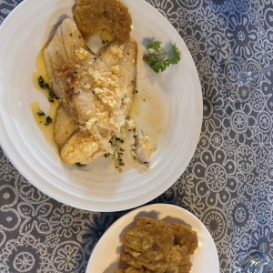 Filete de Pescado al Ajillo