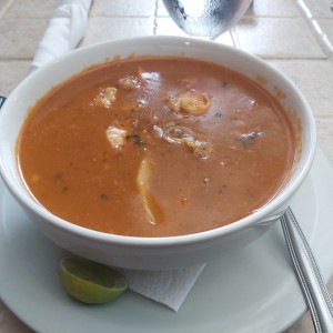 sopa de mariscos grande 