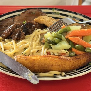 Comida con vegetales