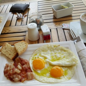 bkfast...desayuno