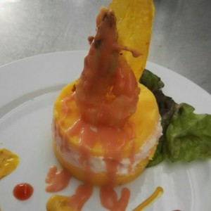 Causa de camarones