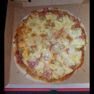 Pizza Jamón y queso