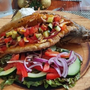 Corvina Entera Frita