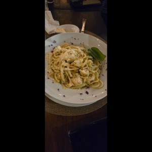 pasta con camarones en salsa blanca 