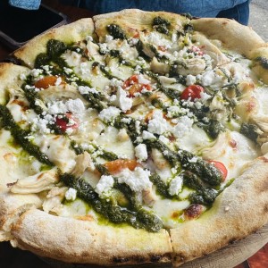 Pizza Napoletana - Pollo & Pesto