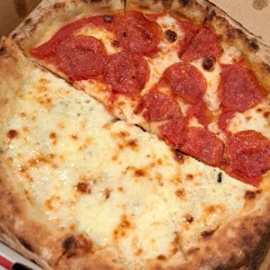 Pepperoni y 4 quesos