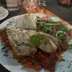 Pargo en salsa piperada 