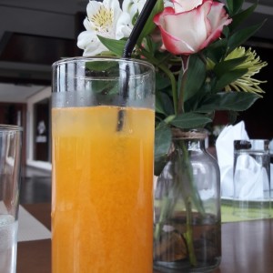 Jugo de naranja natural