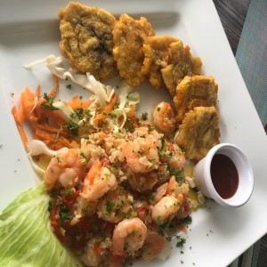 Camarones al ajillo