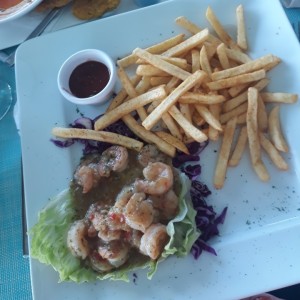 camarones al ajillo