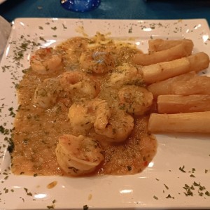 Camarones al ajillo