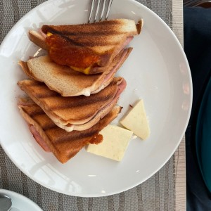 Derretido de Jamon y Queso 