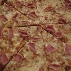Mozzarella Jam Pizza