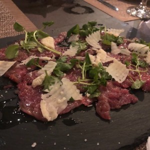 carpacio de carne