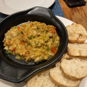 Almejas al ajillo