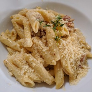 Penne a la carbonara