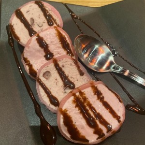 Moshi de frijoles rojos y fresa