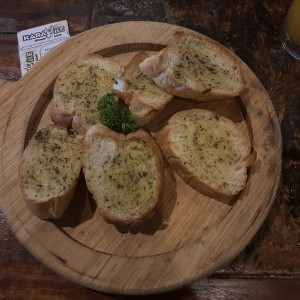Pan de ajo