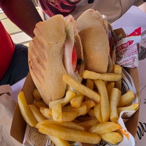 EMPAREDADOS - Emparedado Caprese