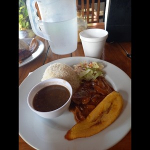 lengua guisada 