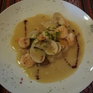 Corvina a la Vasca
