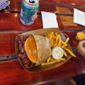 Hamburguesas - La Conquistadora