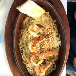 Pasta con langostinos